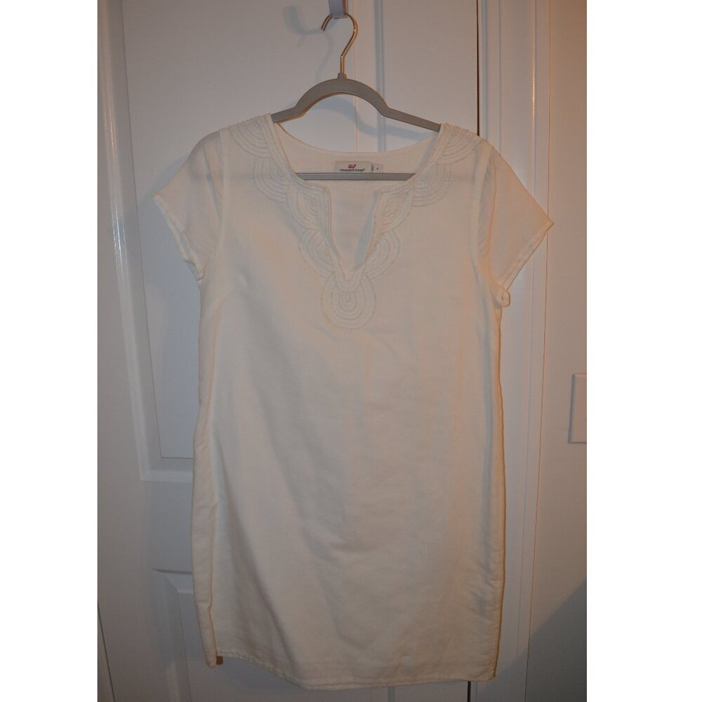 Vineyard Vines White Shift Dress with Beaded Embroidery